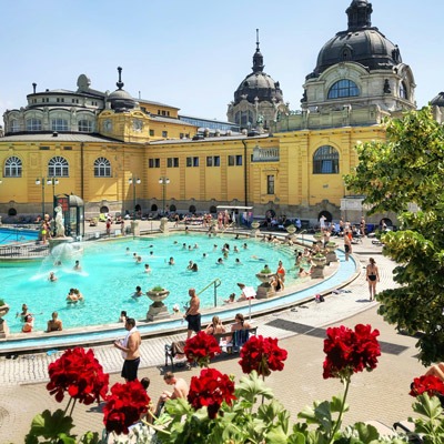 Discovering Budapest - Szechenyi-Thermal-Bath